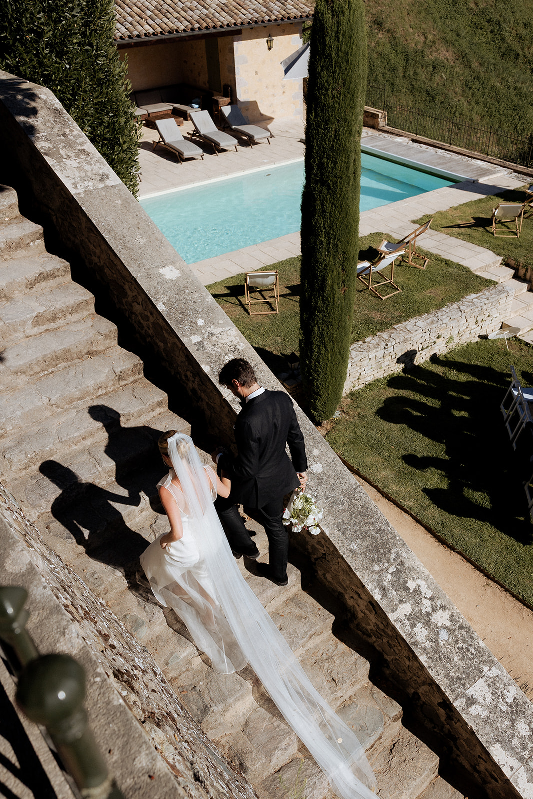 CHLOE & SCOTT – Submission