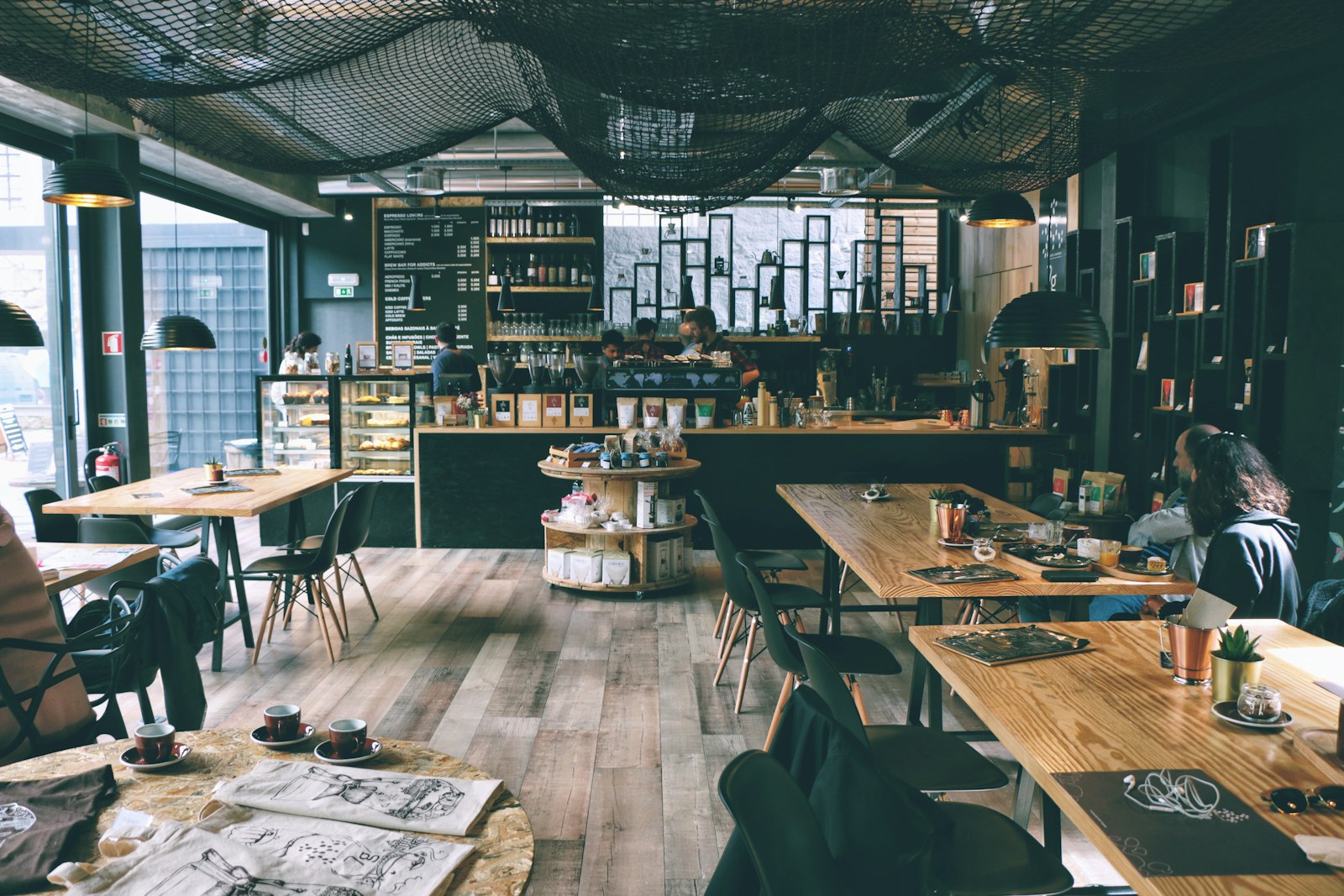 Café du matin dans un domaine viticole